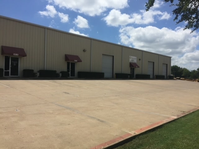 More Photos Of 1310 S Highway 287, Mansfield Warehouse For Lease