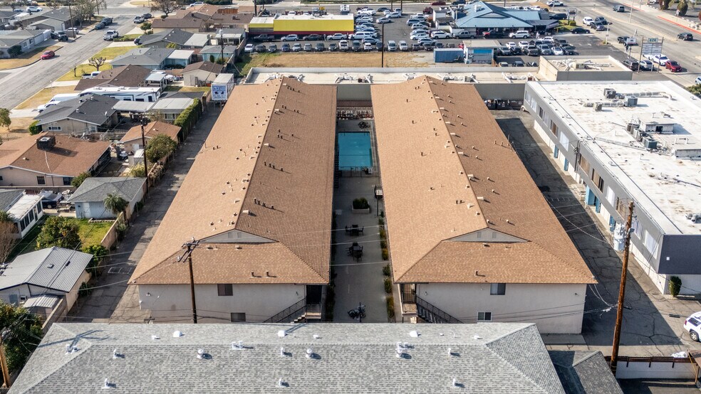 More Photos Of 618-620 W Route 66, Glendora Apartments For Sale