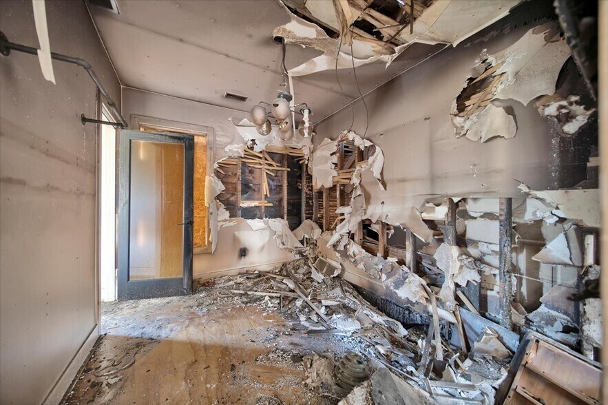 More Photos Of 7436 Oakland St, Detroit Apartments For Sale