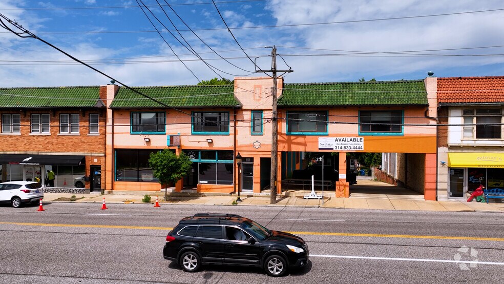 Primary Photo Of 1031-1035 S Big Bend Blvd, Saint Louis General Retail For Sale