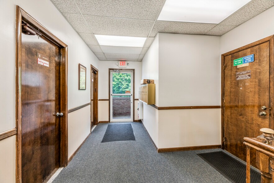 More Photos Of 330 Milltown Rd, East Brunswick Office For Lease