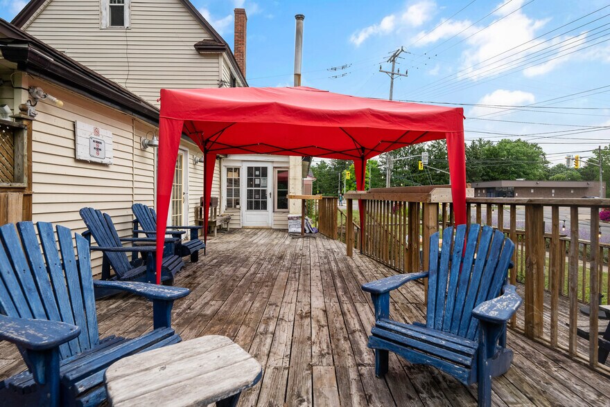 More Photos Of 3879 Rebstock Rd, Fort Erie Storefront Retail Residential For Sale