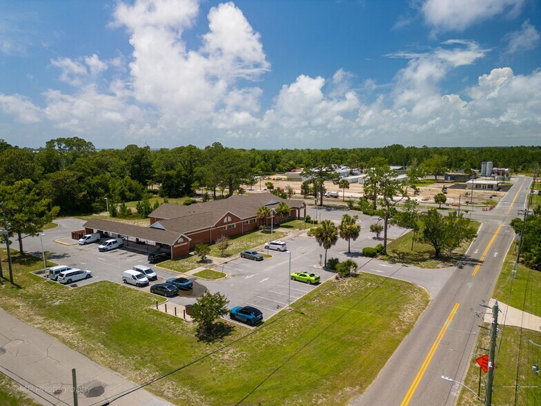 More Photos Of 502 Garrison Ave, Port Saint Joe Post Office For Sale