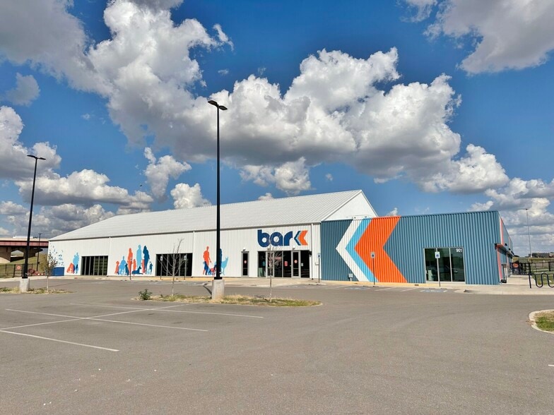 Primary Photo Of 504 S Laird Ave, Oklahoma City Restaurant For Lease