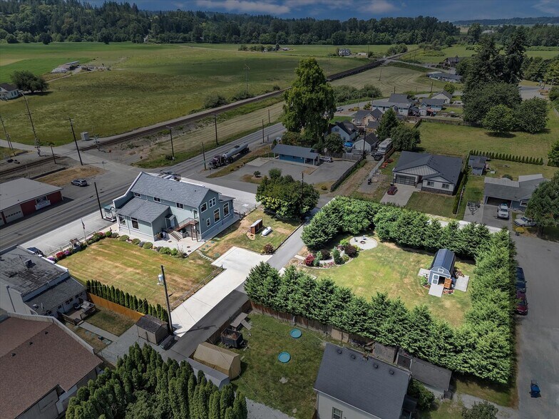 More Photos Of 1421 Pioneer Hwy, Stanwood Restaurant For Sale