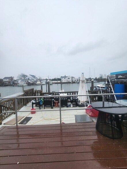 More Photos Of 377 Woodcleft Ave, Freeport Storefront Retail Residential For Sale