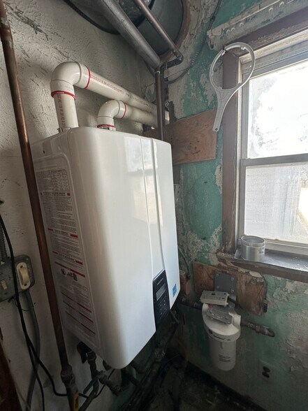 More Photos Of 4906 Atlantic Ave, Wildwood Hotel For Sale