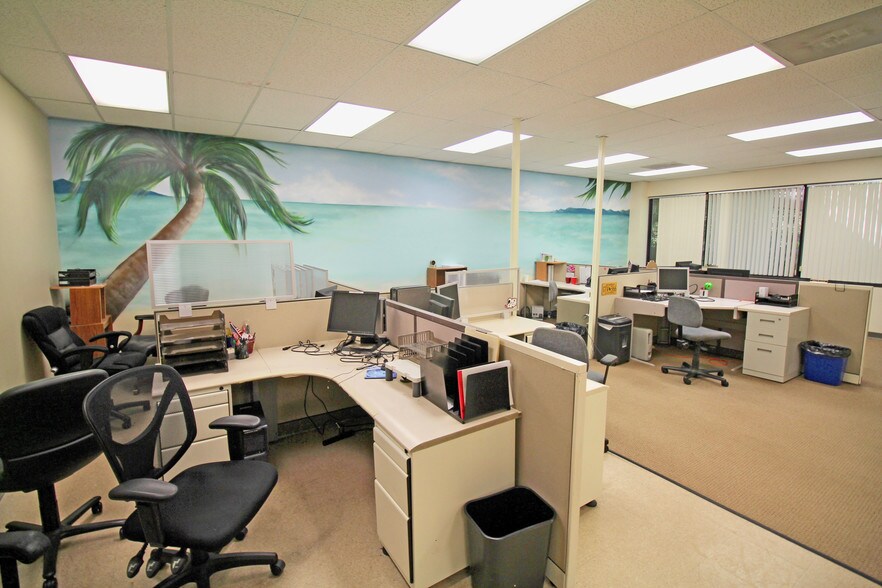 More Photos Of 200 Mineral Springs Rd, Rockaway Medical For Lease
