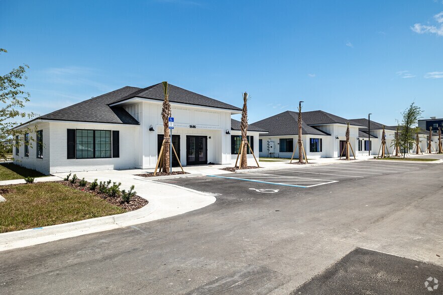 More Photos Of 1646 Corsair Ln, Middleburg Medical For Sale