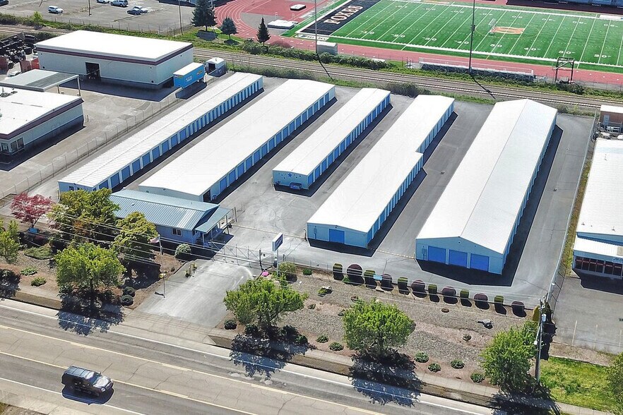 More Photos Of 931 N 1st St, Silverton Self Storage For Sale