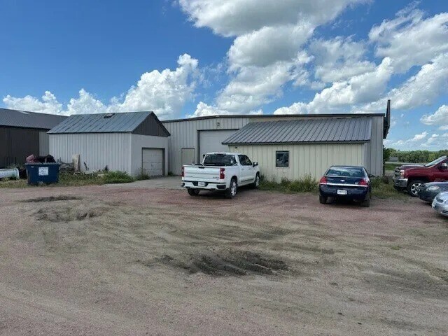 More Photos Of 24605 Klein Ave, Dell Rapids Industrial For Sale