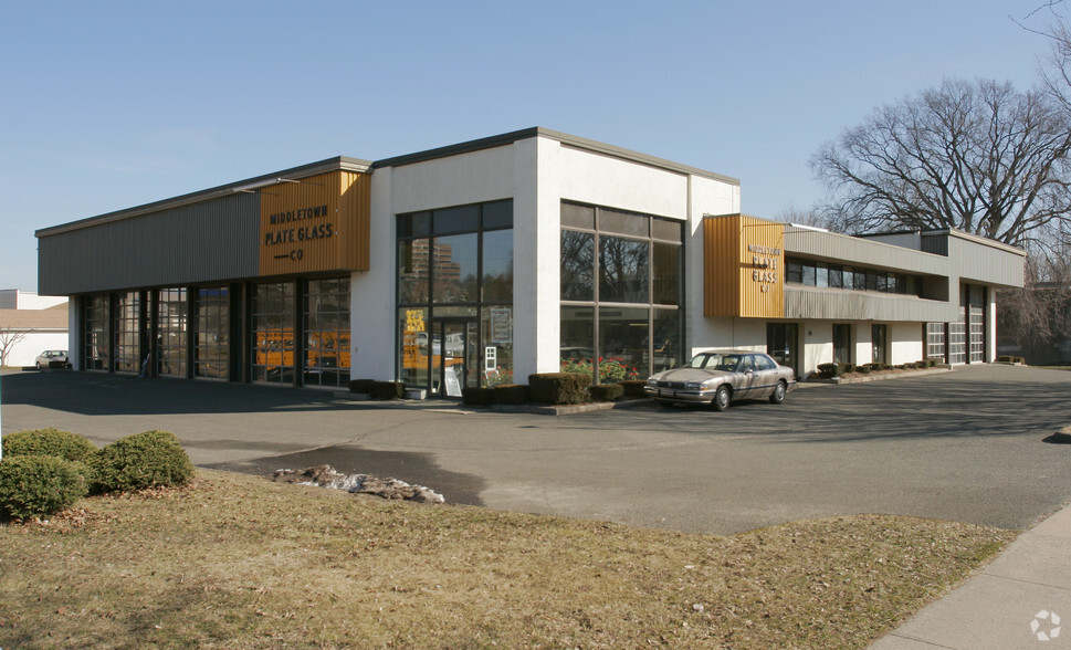 Primary Photo Of 40 Union St, Middletown General Retail For Lease