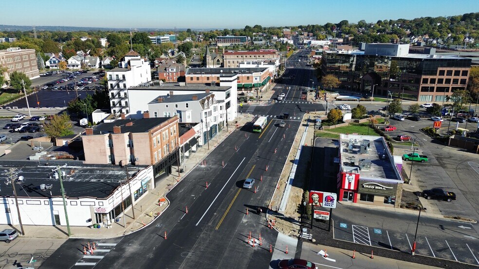 More Photos Of 4539 Montgomery Rd, Cincinnati Storefront Retail Residential For Sale