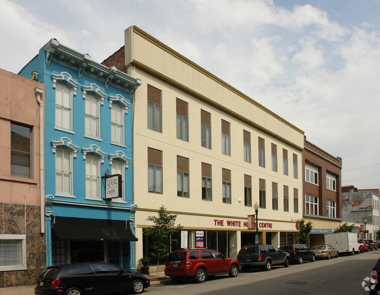 Primary Photo Of 222 Pearl St, New Albany Office Residential For Lease