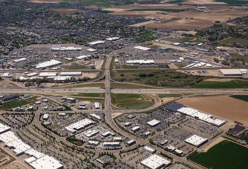 More Photos Of 2520 Sundance Rd, Nampa Warehouse For Lease