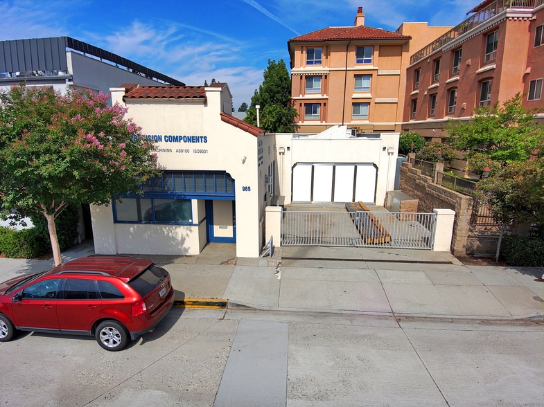 More Photos Of 965 Fair Oaks Ave, Pasadena Light Manufacturing For Sale