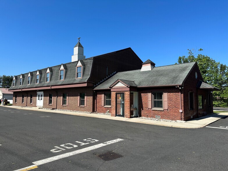 More Photos Of 281 State Route 79 N, Morganville Medical For Sale
