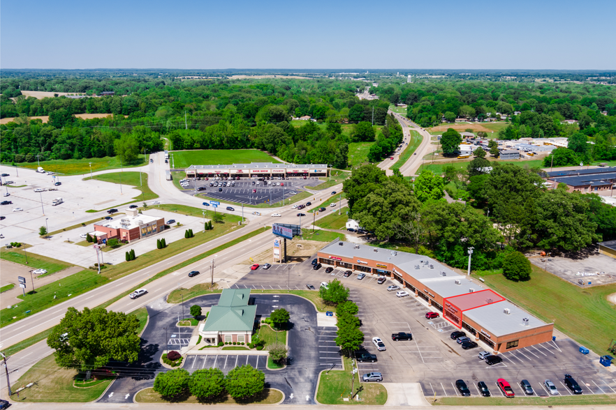 Primary Photo Of 1618 Highway 51, Covington General Retail For Lease