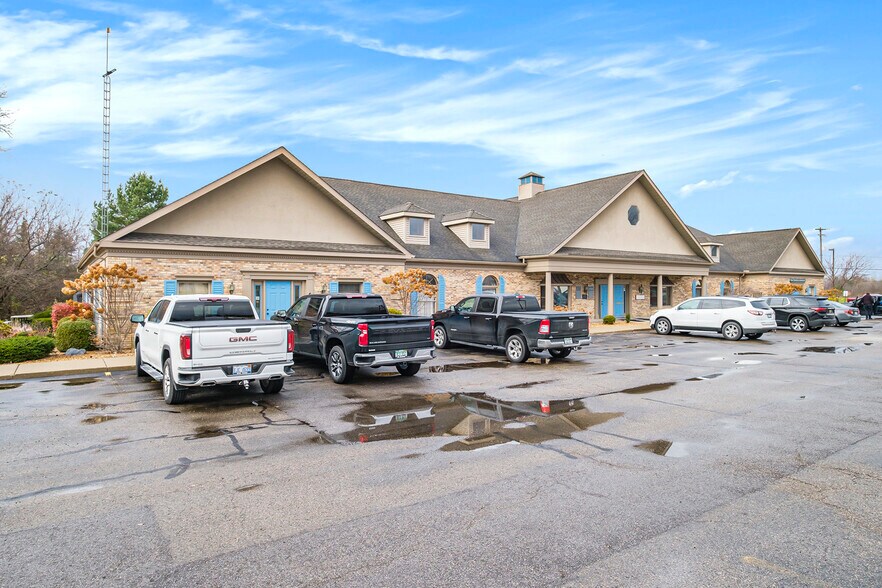 More Photos Of 1063 W Hill Rd, Flint Medical For Sale