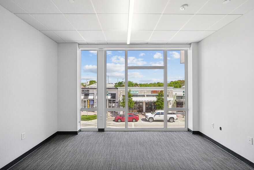 More Photos Of 302 E Atlantic Ave, Delray Beach Storefront Retail Office For Lease