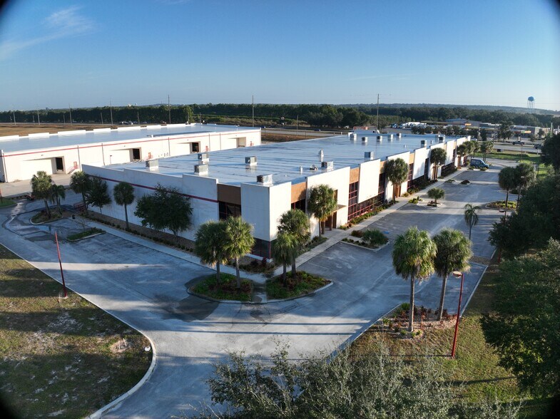 More Photos Of 1901 Longleaf Blvd, Lake Wales Warehouse For Sale