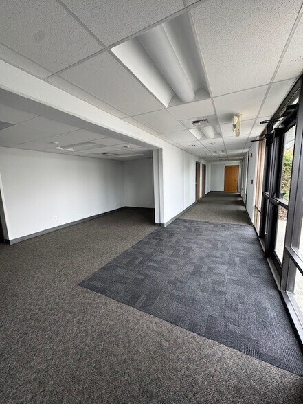 More Photos Of 1426 E 3rd Ave, Kennewick Warehouse For Lease