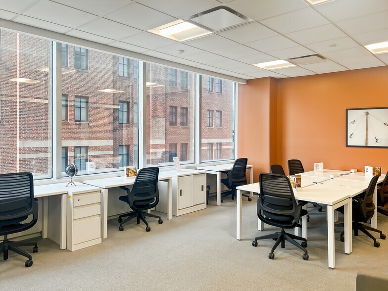 More Photos Of 301 Grant St, Pittsburgh Coworking Space