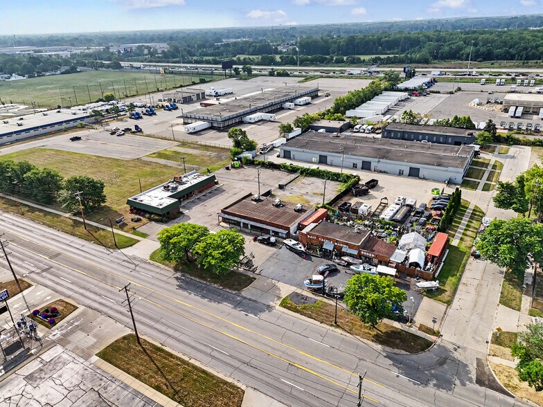 More Photos Of 22909-22917 Van Born Rd, Taylor Freestanding For Sale
