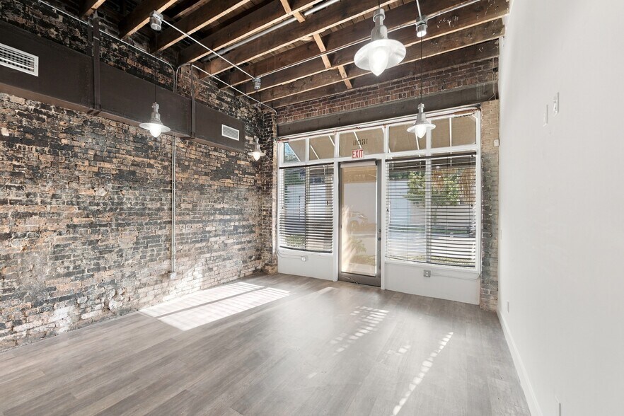 More Photos Of 1602-1608 Walnut St, Jacksonville Restaurant For Sale
