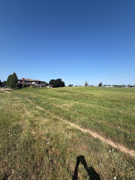 More Photos Of 1900 Fletcher ave, Lincoln Land For Sale