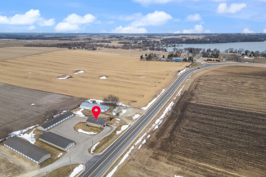 More Photos Of 1275 Margaret st, Markesan Storefront For Sale