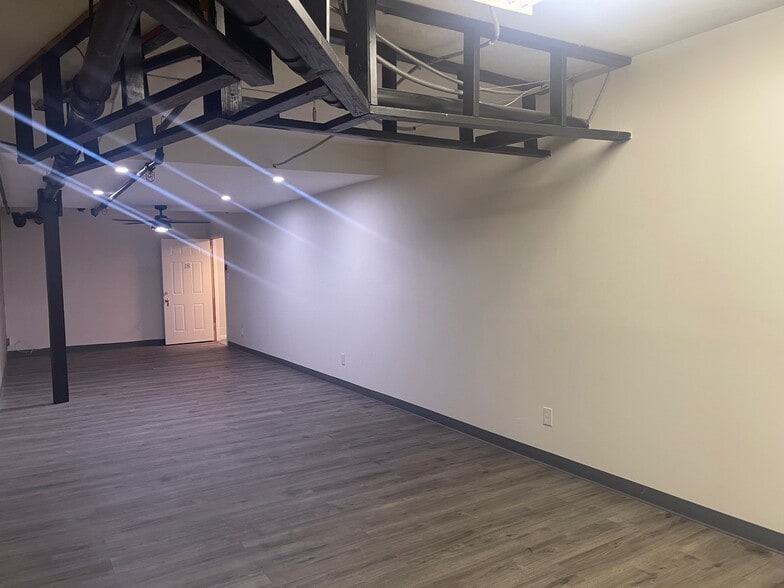 More Photos Of 50-100 W Lemon Ave, Monrovia Office For Lease