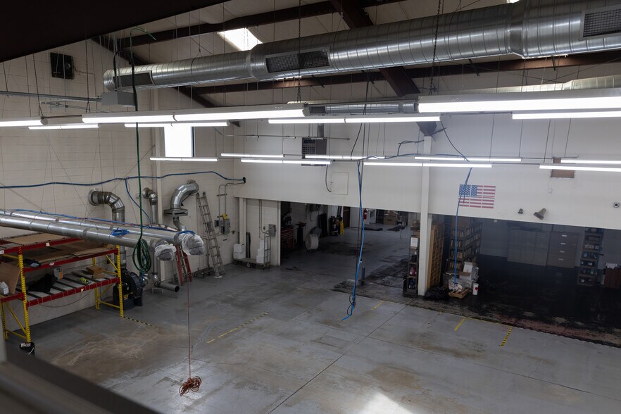 More Photos Of 6390 N Broadway, Denver Manufacturing For Lease