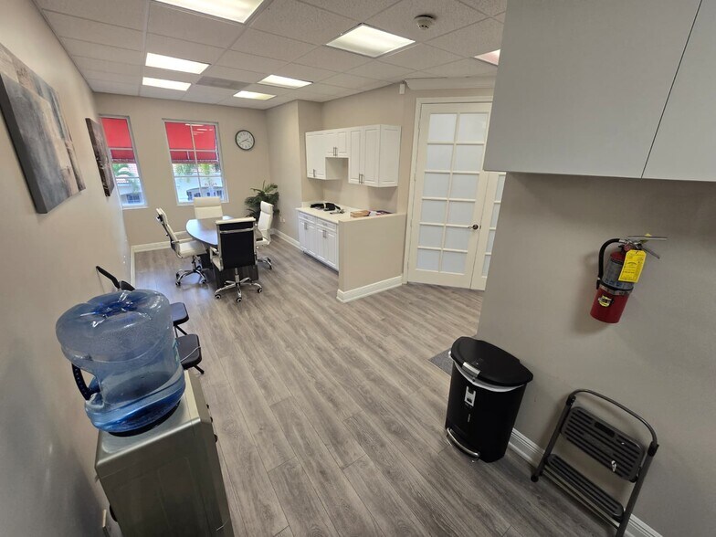 More Photos Of 5401 N University Dr, Coral Springs Medical For Sale