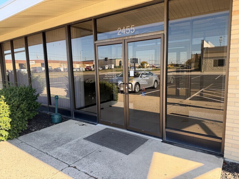 More Photos Of 2455 Stanley Ave, Dayton Freestanding For Lease