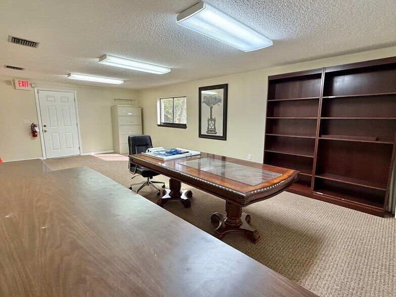 More Photos Of 442 4th Ave, Indialantic Office For Lease