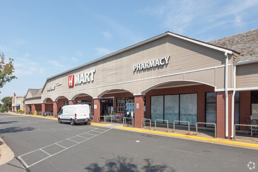 More Photos Of 13810-13860 Braddock Rd, Centreville Storefront For Lease