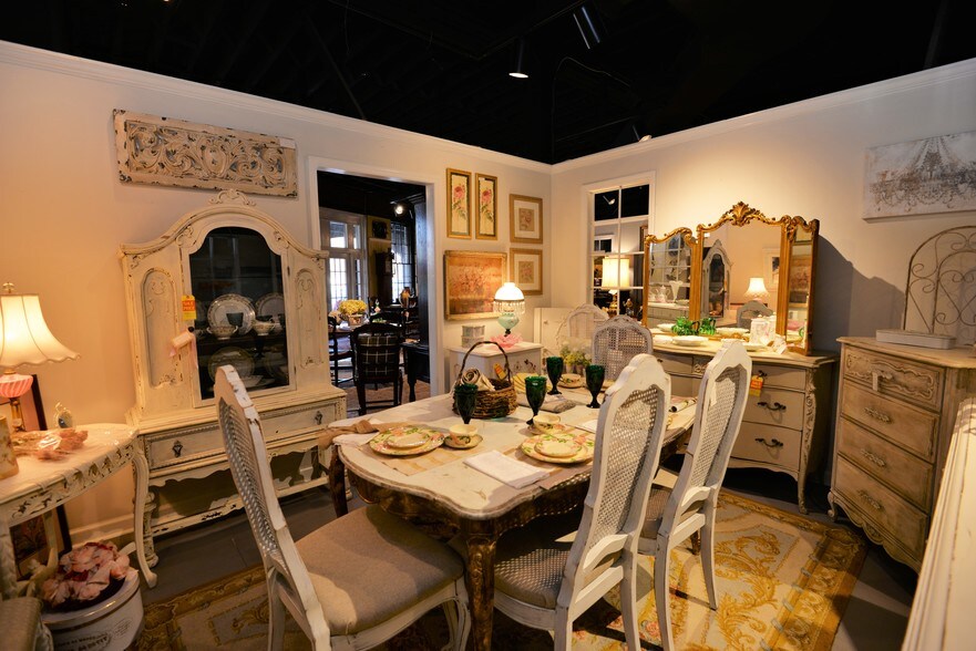 More Photos Of 1401 Williams St, Chattanooga Storefront Retail Office For Sale