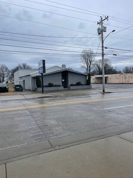 More Photos Of 1620 Kentucky Ave, Paducah Office For Lease