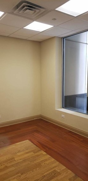 More Photos Of 1240-1254 S Michigan Ave, Chicago Apartments For Lease