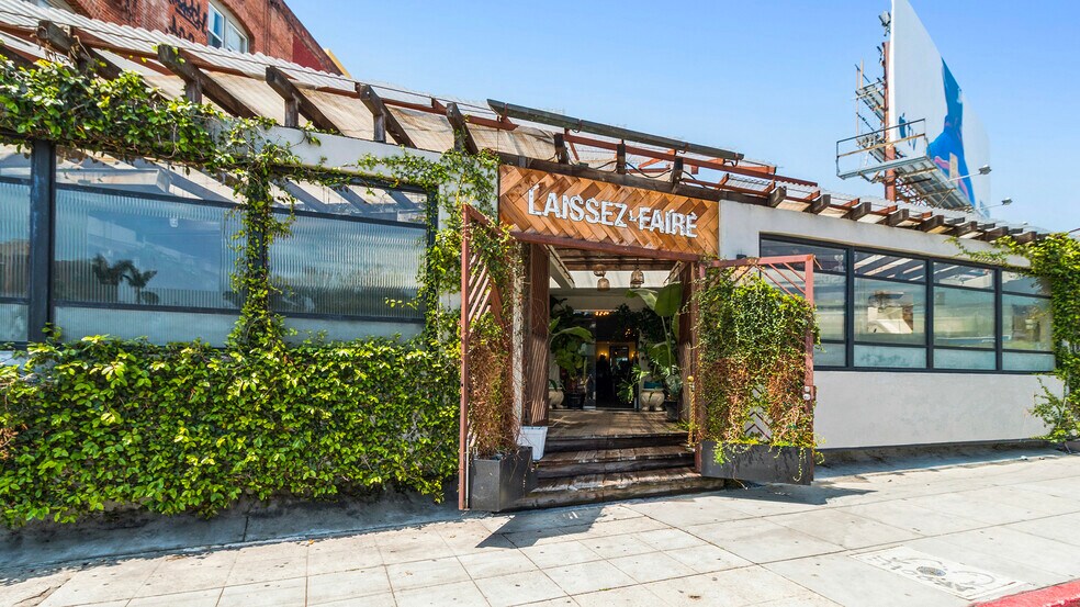 More Photos Of 1835 N Cahuenga Blvd, Los Angeles Restaurant For Sale