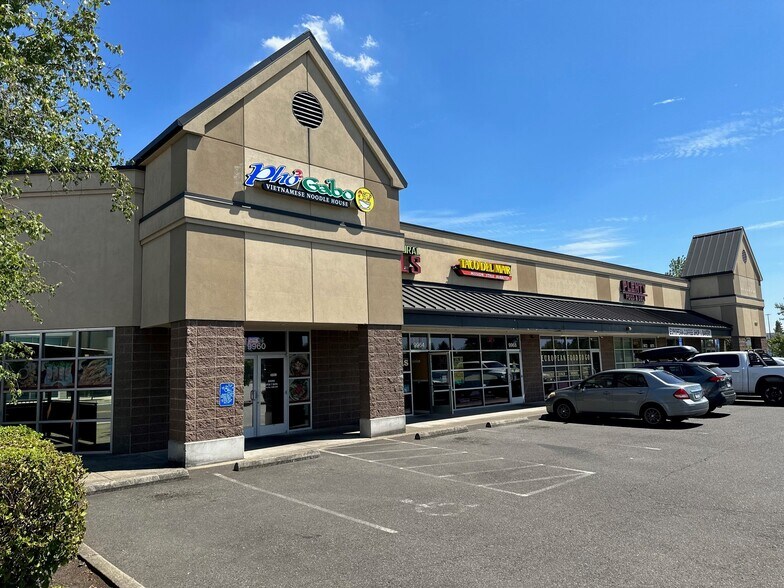 More Photos Of 9960-9980 SE 82nd Ave, Portland Unknown For Lease