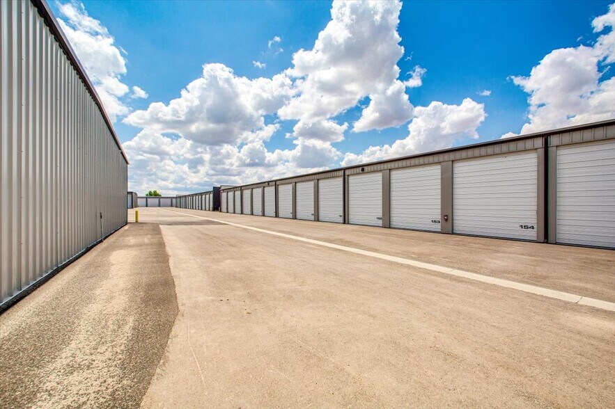 More Photos Of 7373 S Federal Way, Boise Self Storage For Sale