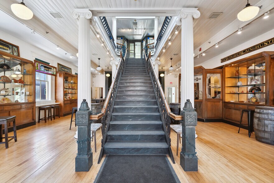 More Photos Of 15 Lebanon St, Hanover Freestanding For Sale