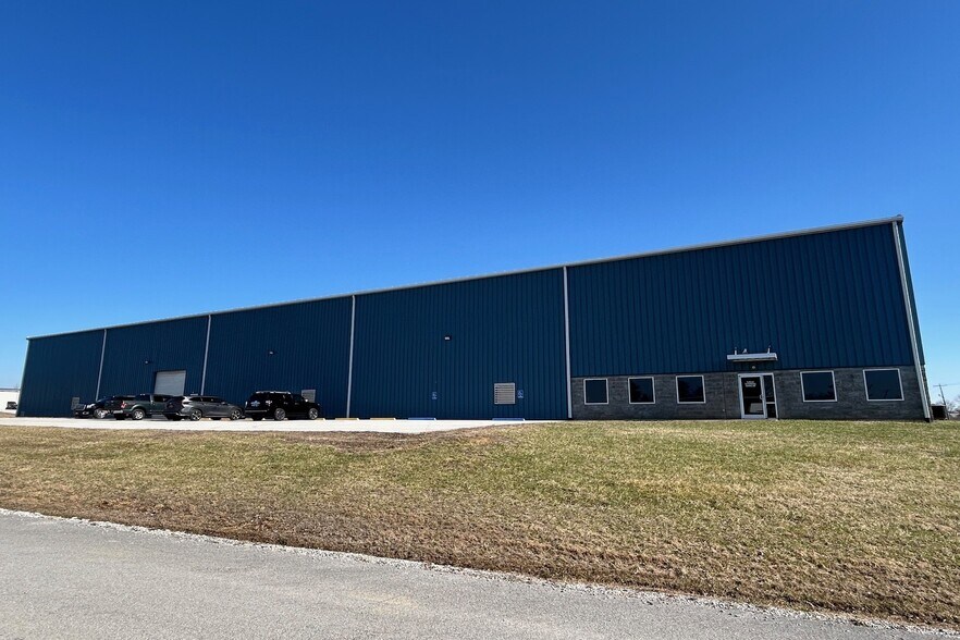 Primary Photo Of 40 Triplett Dr, London Warehouse For Lease