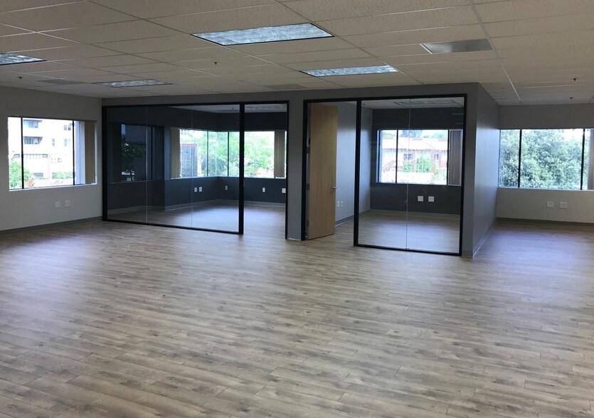 More Photos Of 805 Veterans Blvd, Redwood City Office For Lease