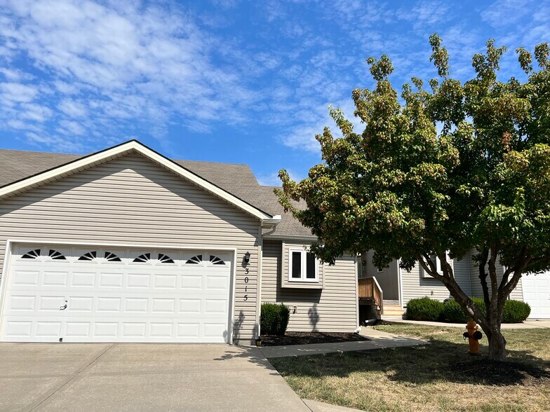 More Photos Of 3005-3033 S Shrank Cir, Independence Apartments For Sale
