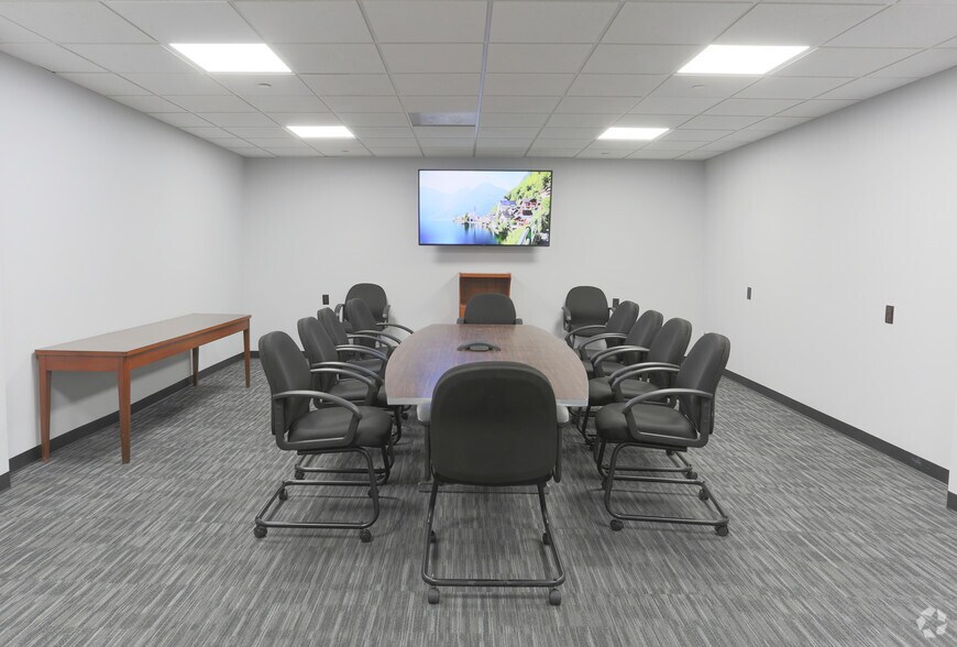 More Photos Of 80 W Century Rd, Paramus Office For Lease