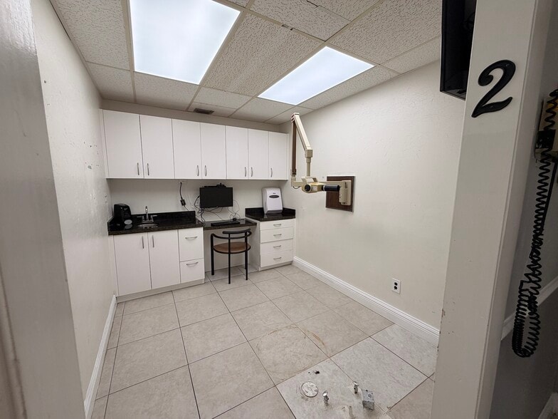 More Photos Of 2331 N State Road 7, Lauderhill Office For Sale