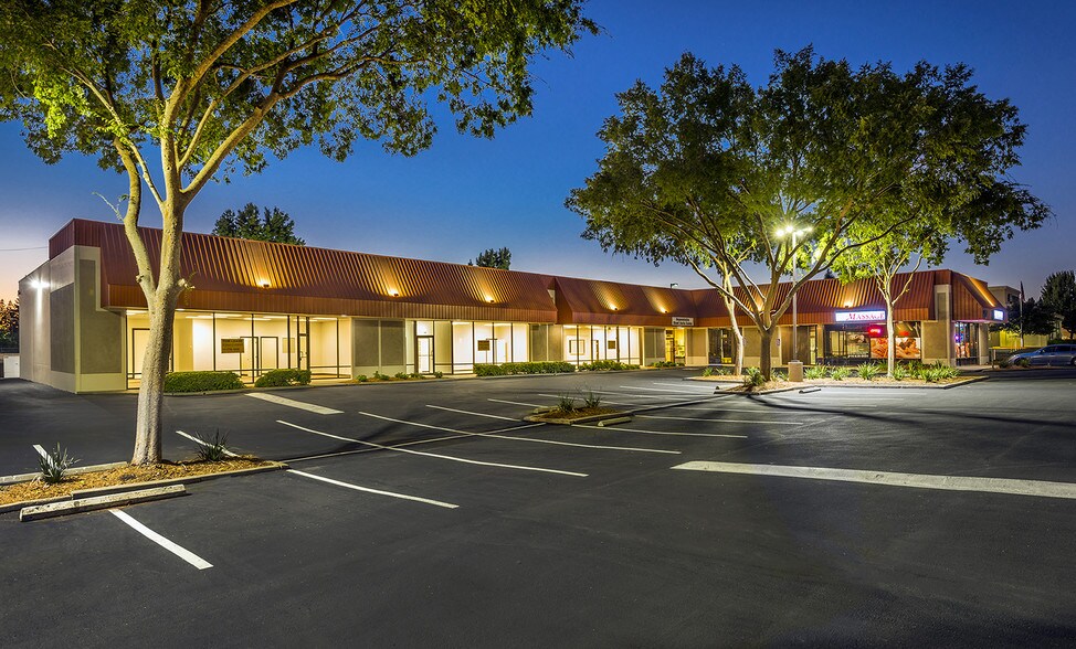 More Photos Of 3054-3068 Sunrise Blvd, Rancho Cordova Unknown For Lease
